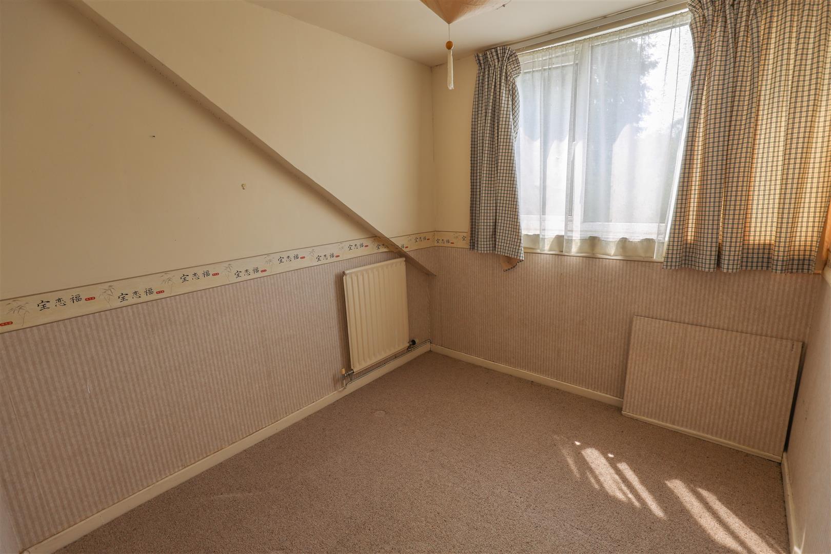 5 Wolfe Close, Cowbridge, Vale of Glamorgan, CF71 7AZ